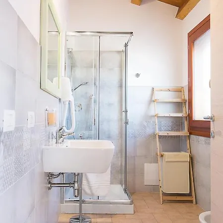 Bed and Breakfast Edomat 3*