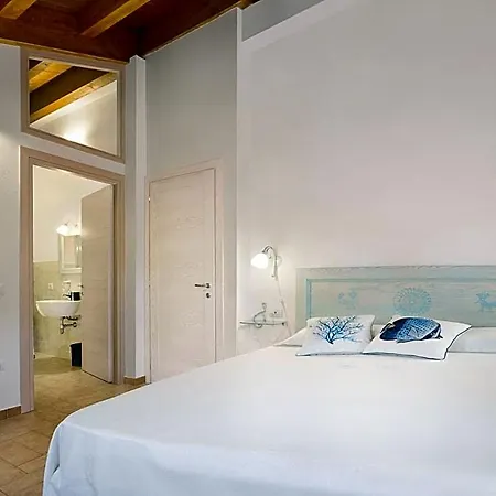 Edomat Bed & Breakfast 3*