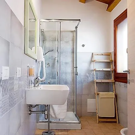 Edomat Bed & Breakfast 3*