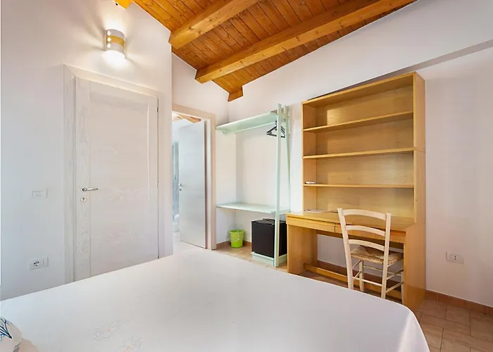 Edomat Nocleg ze śniadaniem Monserrato